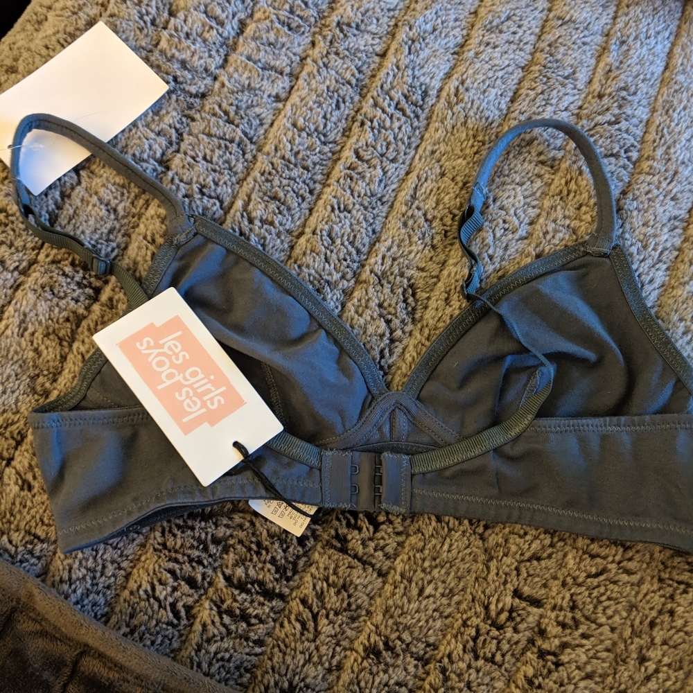 Grey bra - Picture 5 of 5